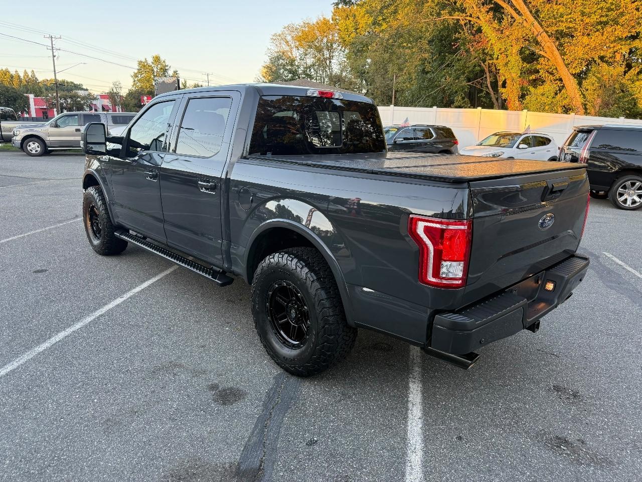 Ford F-150 Lariat SuperCrew 6.5-ft. Bed 4WD 2017