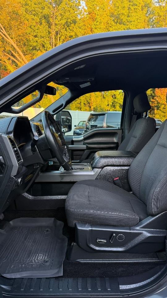 Ford F-150 Lariat SuperCrew 6.5-ft. Bed 4WD 2017