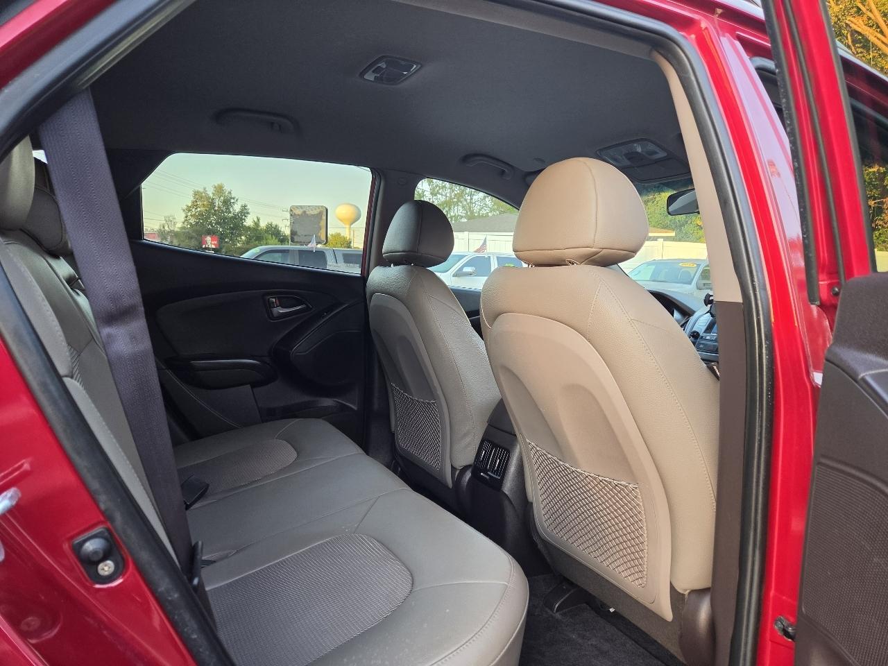 Hyundai Tucson SE FWD 2015