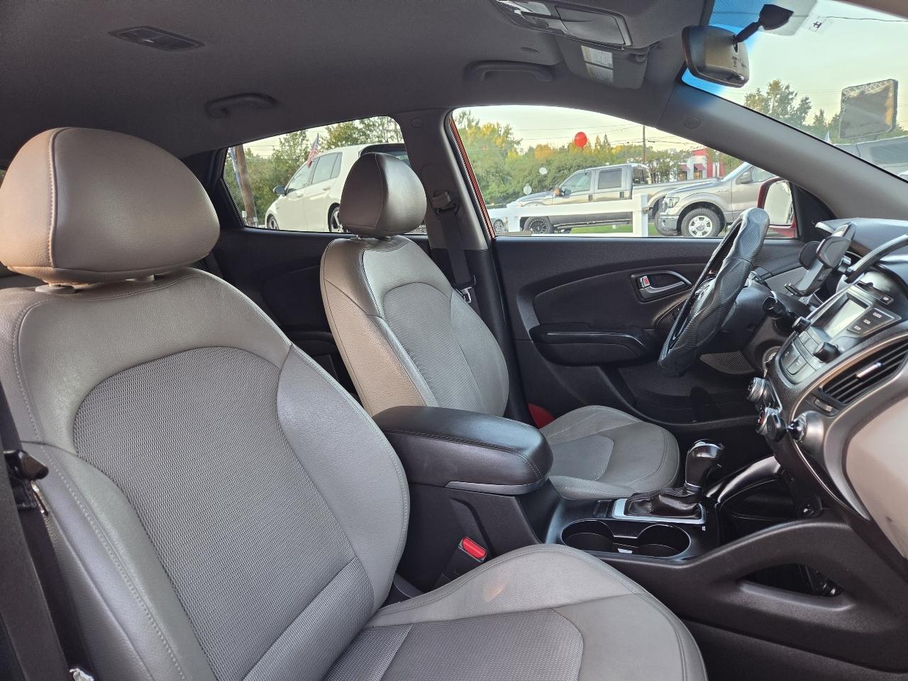 Hyundai Tucson SE FWD 2015