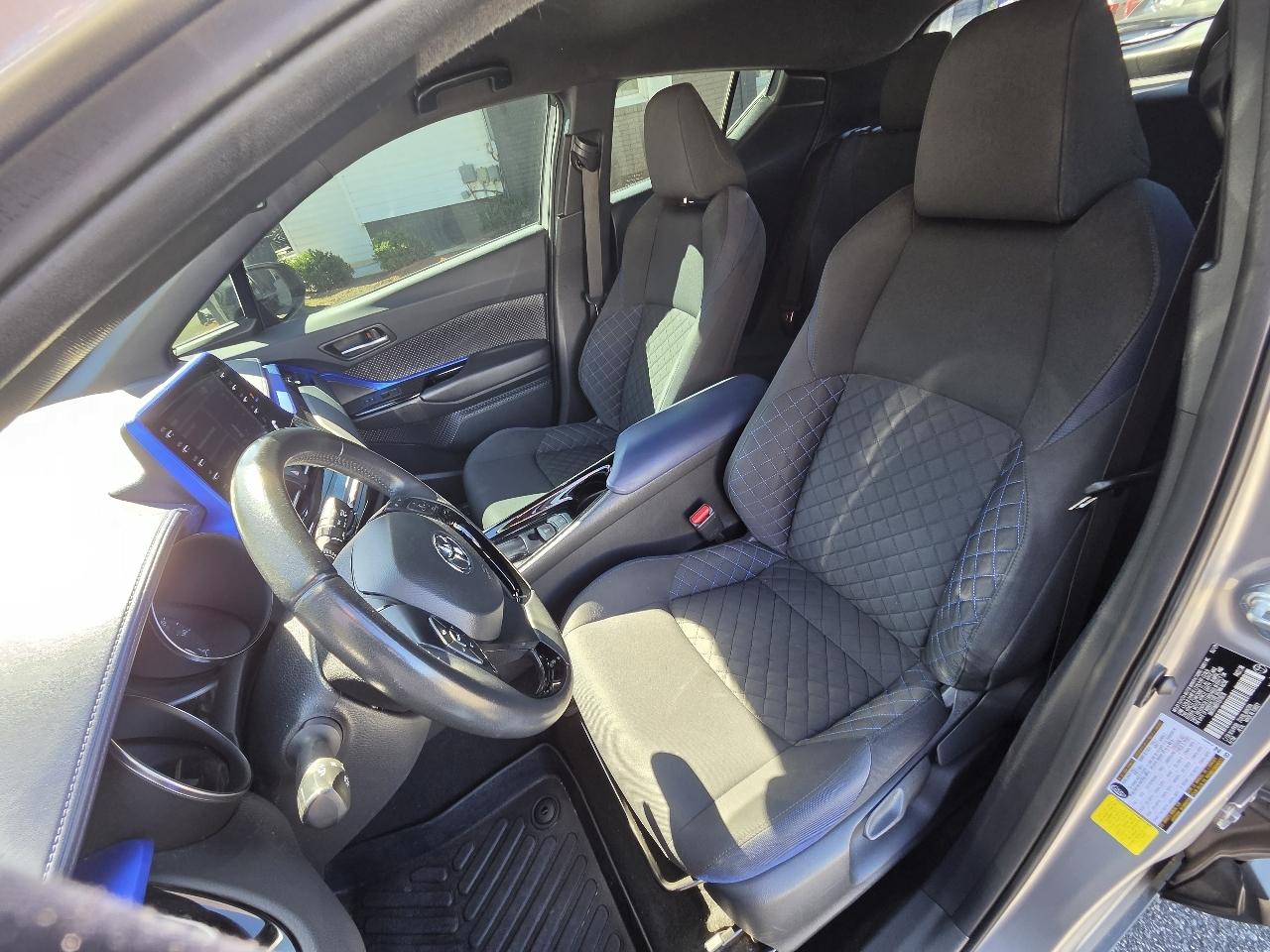 Toyota C-HR XLE 2020
