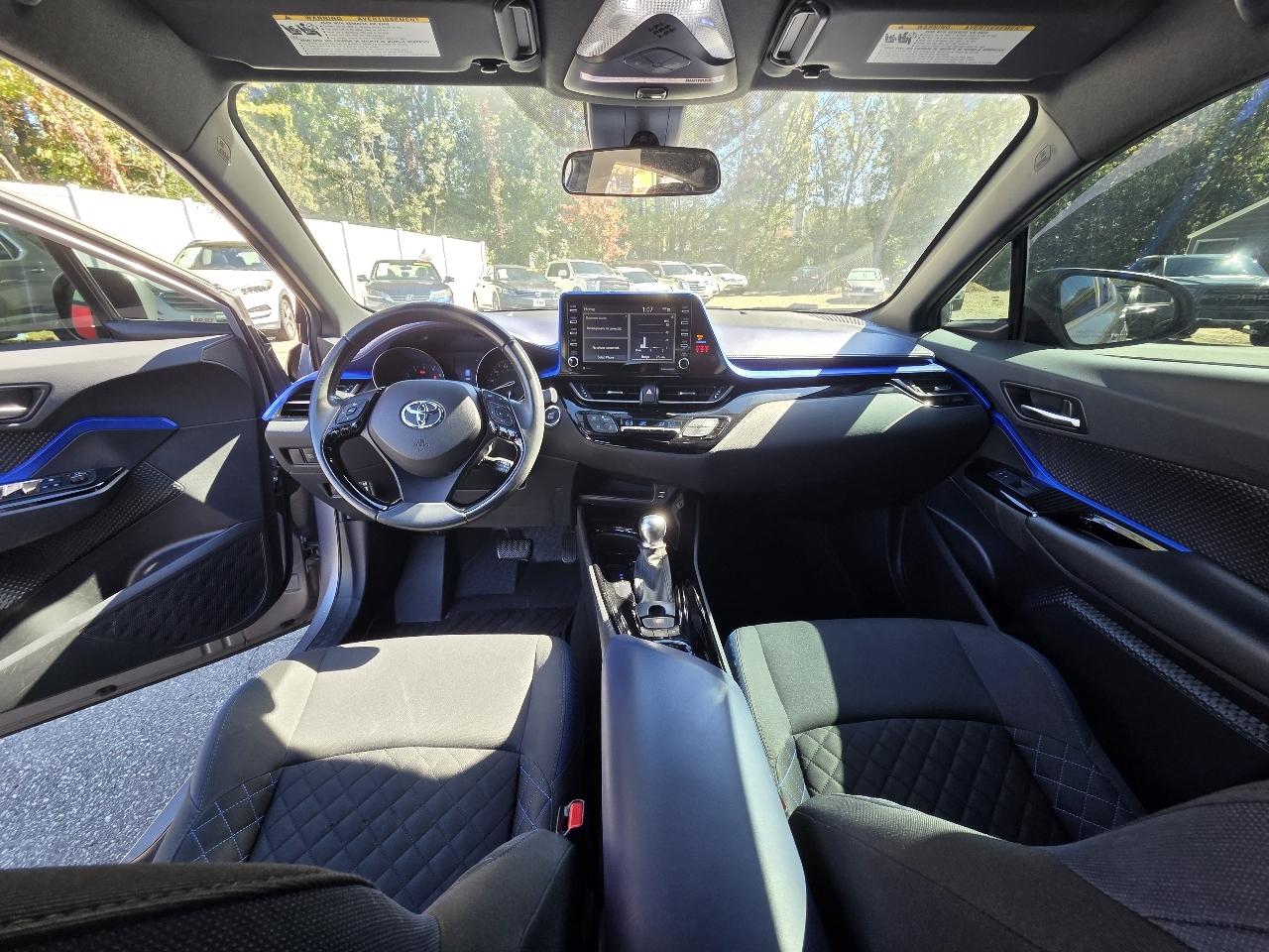 Toyota C-HR XLE 2020