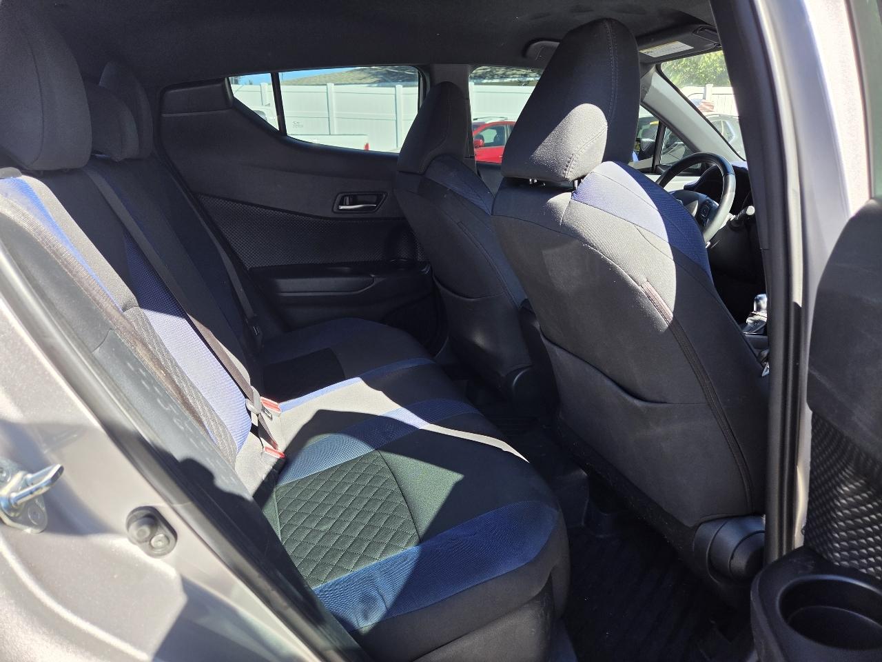 Toyota C-HR XLE 2020