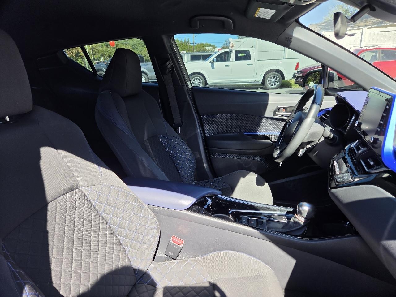 Toyota C-HR XLE 2020