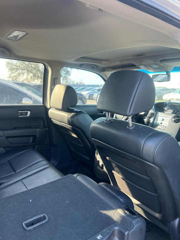 Honda Pilot EX-L 2WD 5-Spd AT 2011