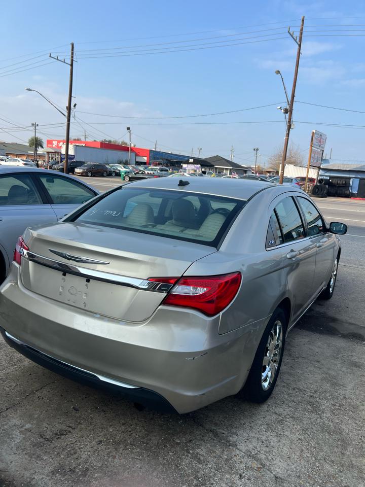 Chrysler 200 LX 2014