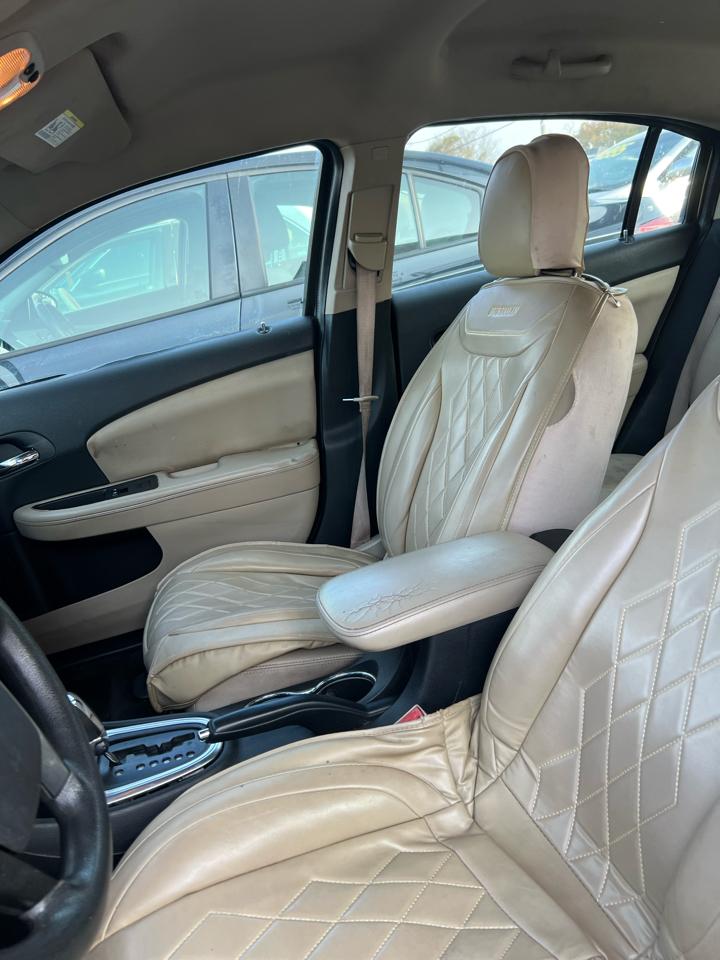 Chrysler 200 LX 2014