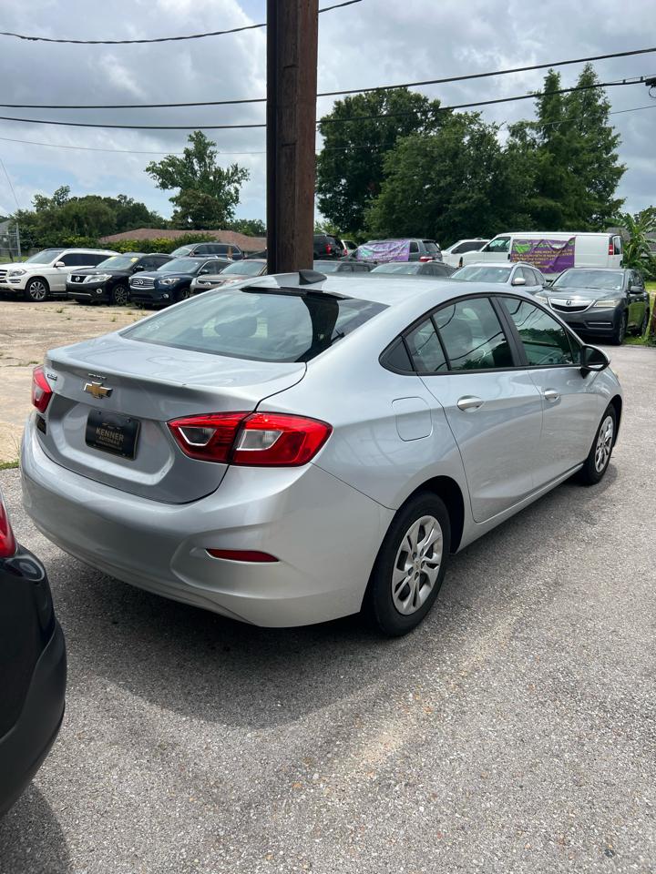 Chevrolet Cruze LS Auto 2019