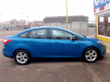 2013 Ford Focus SE Sedan