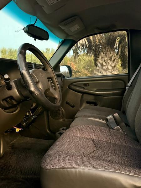 Chevrolet Silverado 1500 LS Long Bed 2WD 2003