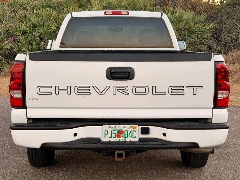 Chevrolet Silverado 1500 LS Long Bed 2WD 2003