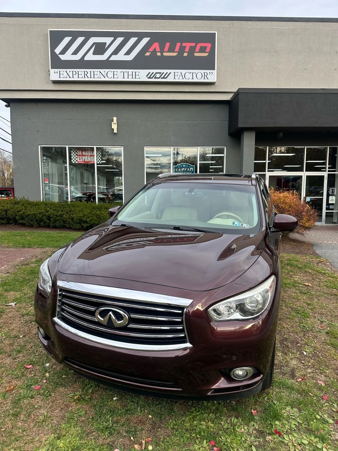 2013 Infiniti JX35 photo 2