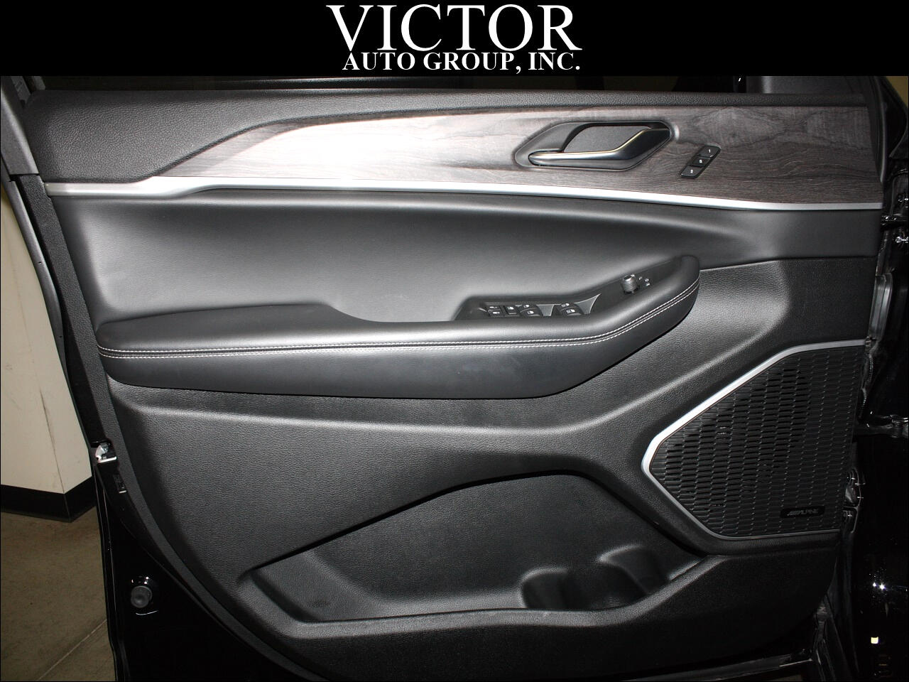 Jeep Grand Cherokee Limited 4WD 2021 Jeep Grand Cherokee Limited 4WD 2021