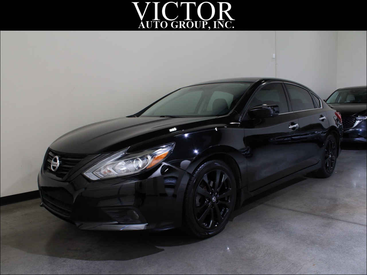 2018 Nissan Altima 2.5 SR photo 3