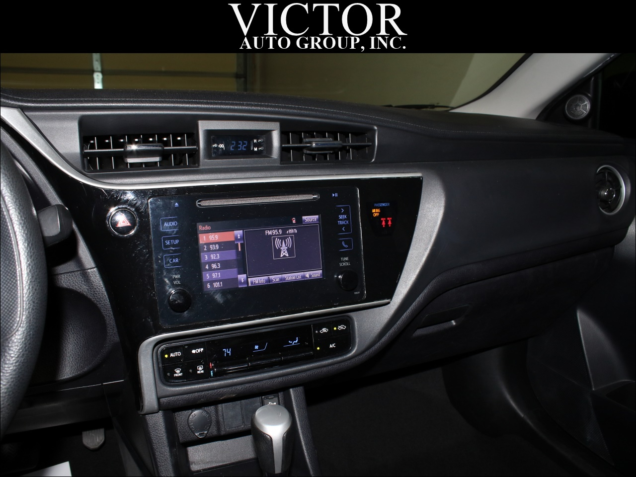 Toyota Corolla LE 2019