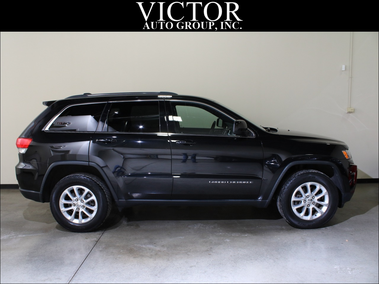 Jeep Grand Cherokee Laredo 4WD 2015