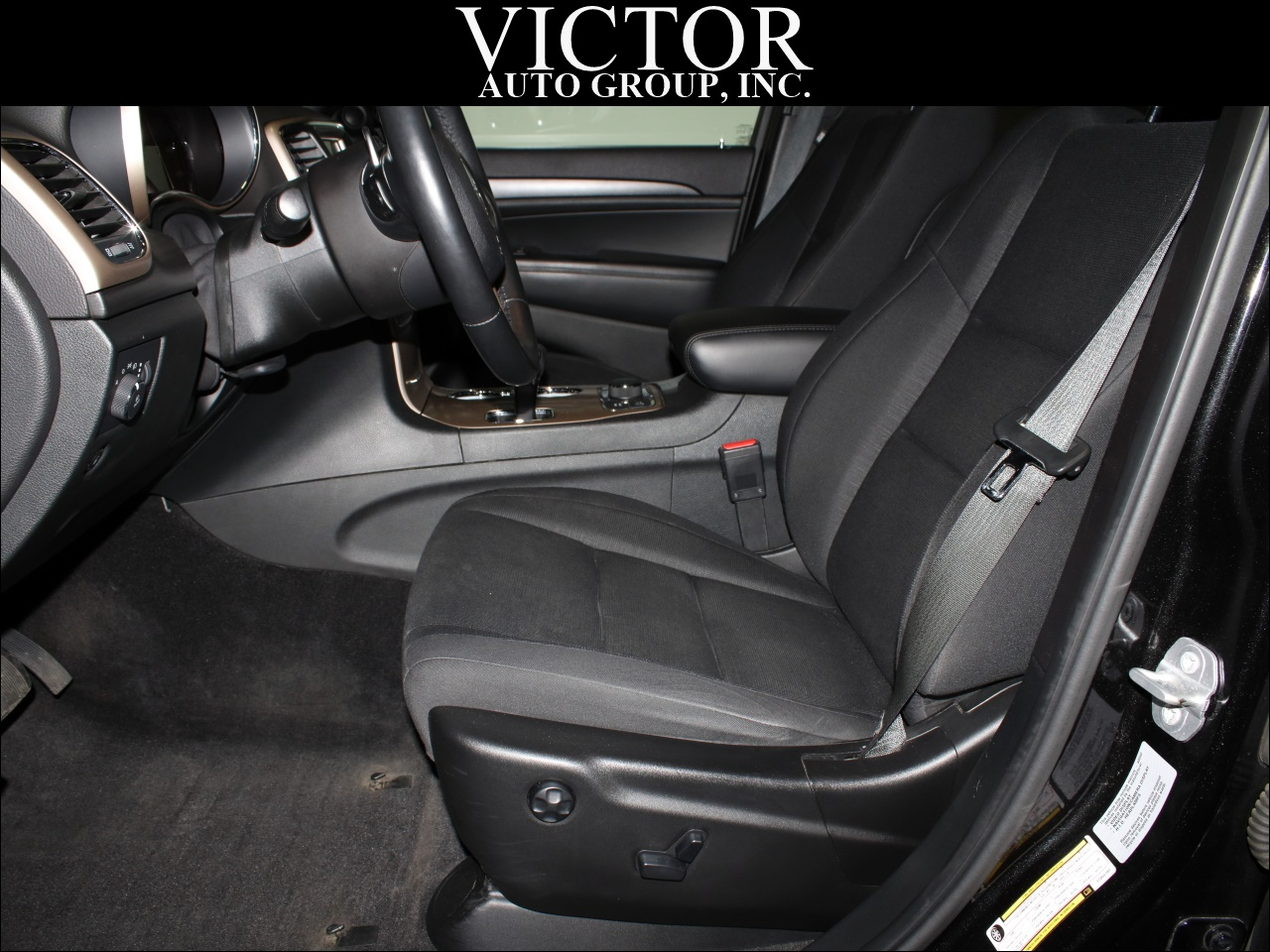 Jeep Grand Cherokee Laredo 4WD 2015