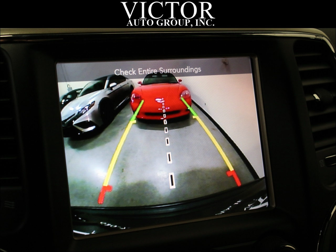 Jeep Grand Cherokee Laredo 4WD 2015