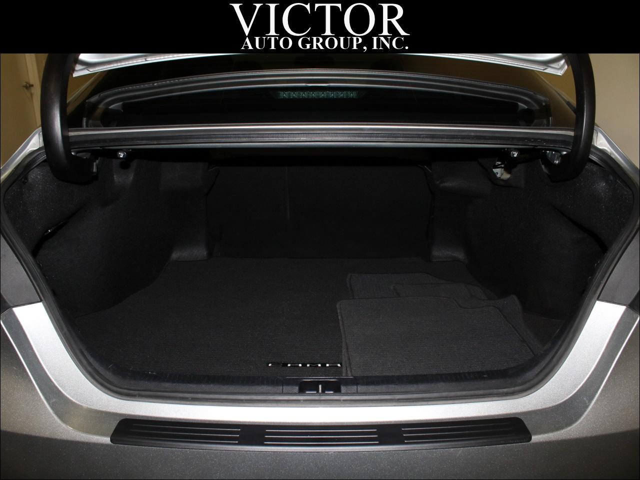 Toyota Camry SE 2021