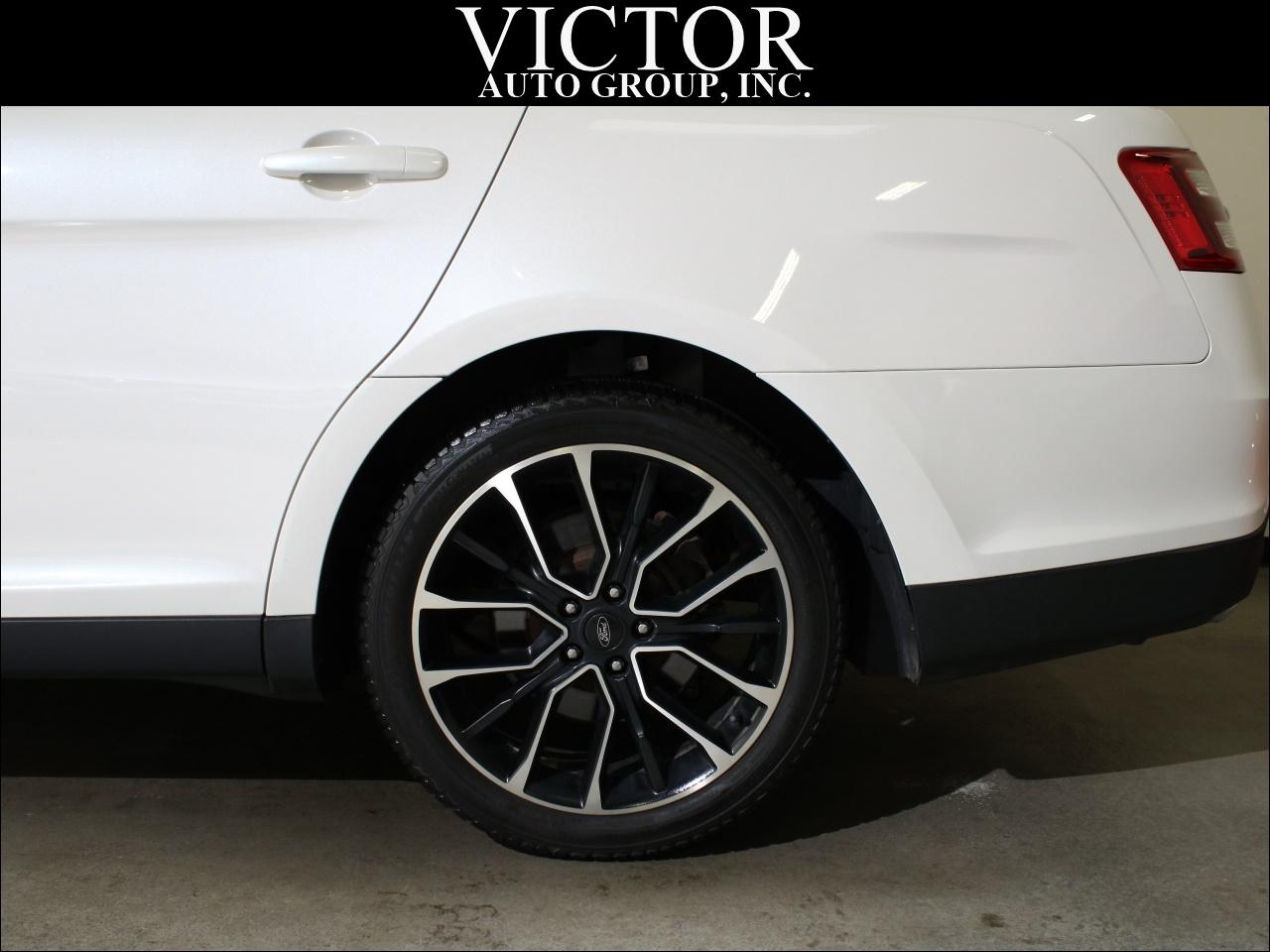 Ford Taurus SEL AWD 2019