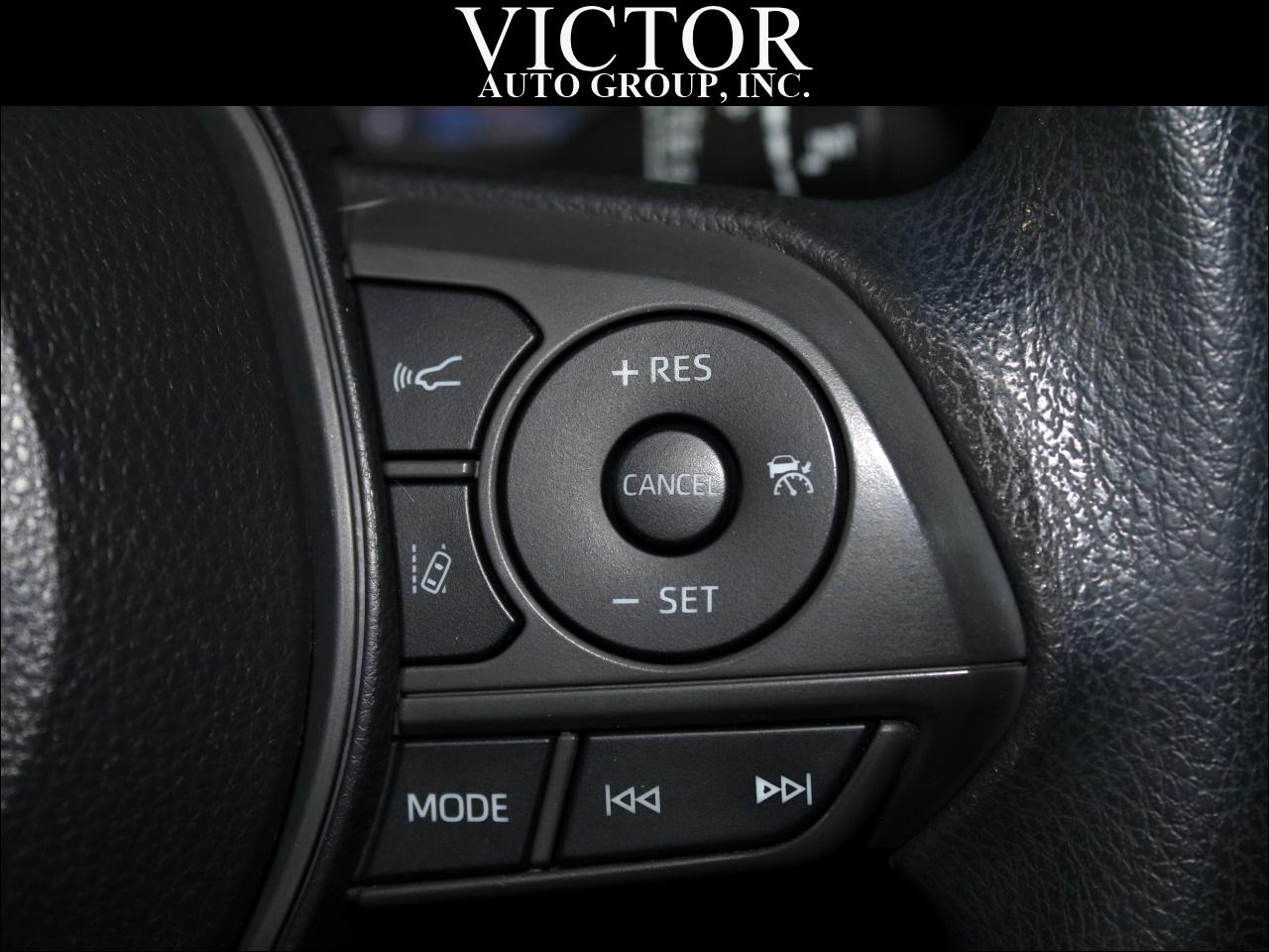 Toyota Corolla LE 2021