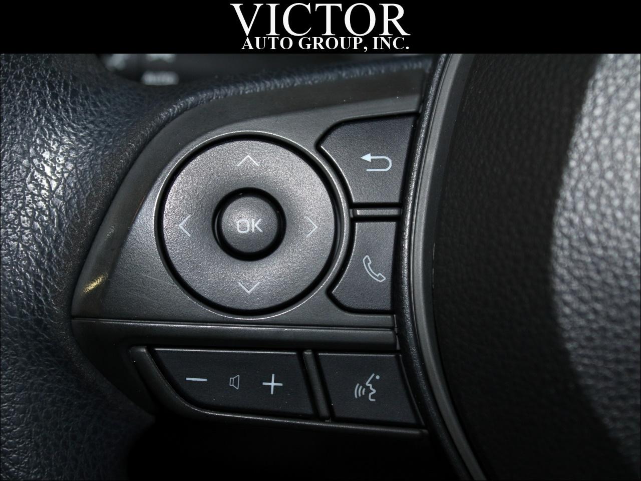 Toyota Corolla LE 2021