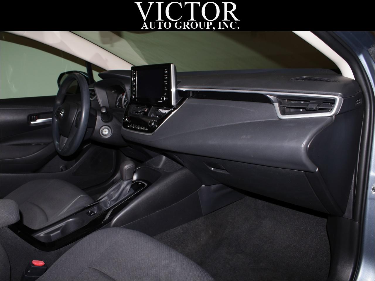 Toyota Corolla LE 2021