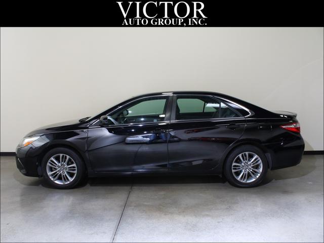 Black 2017 Toyota Camry SE Sedan Front-Wheel Drive Automatic