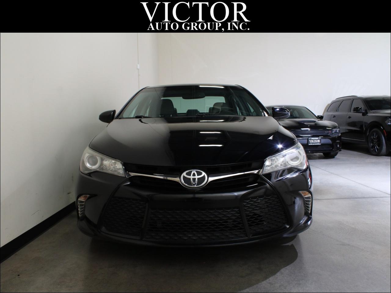 Toyota Camry SE 2017
