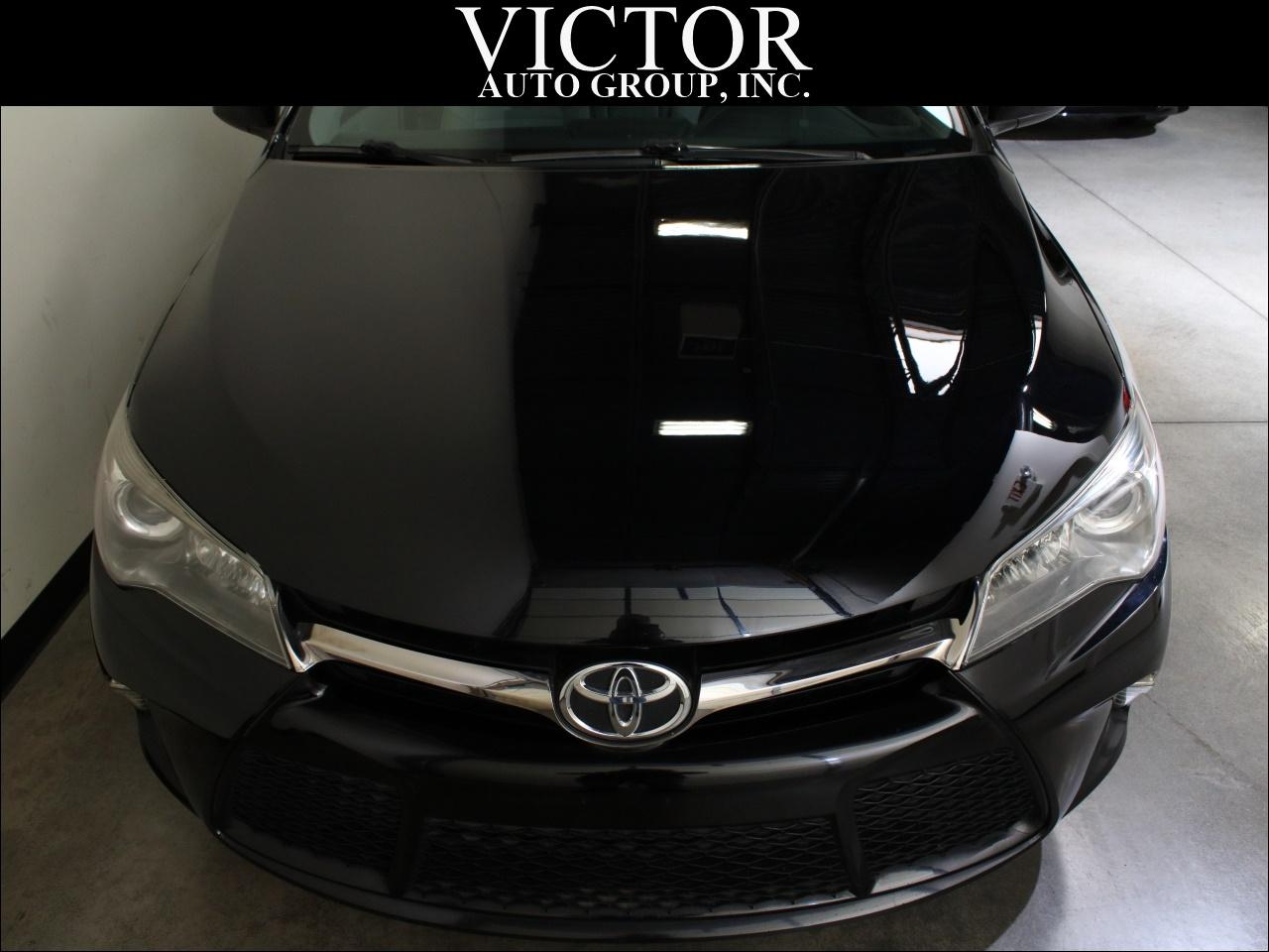 Toyota Camry SE 2017