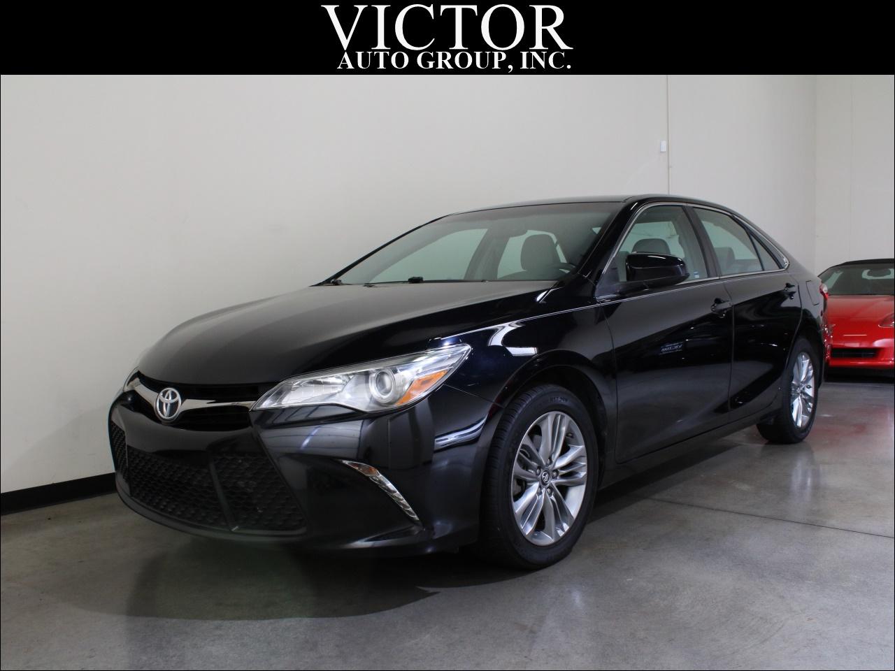 Toyota Camry SE 2017