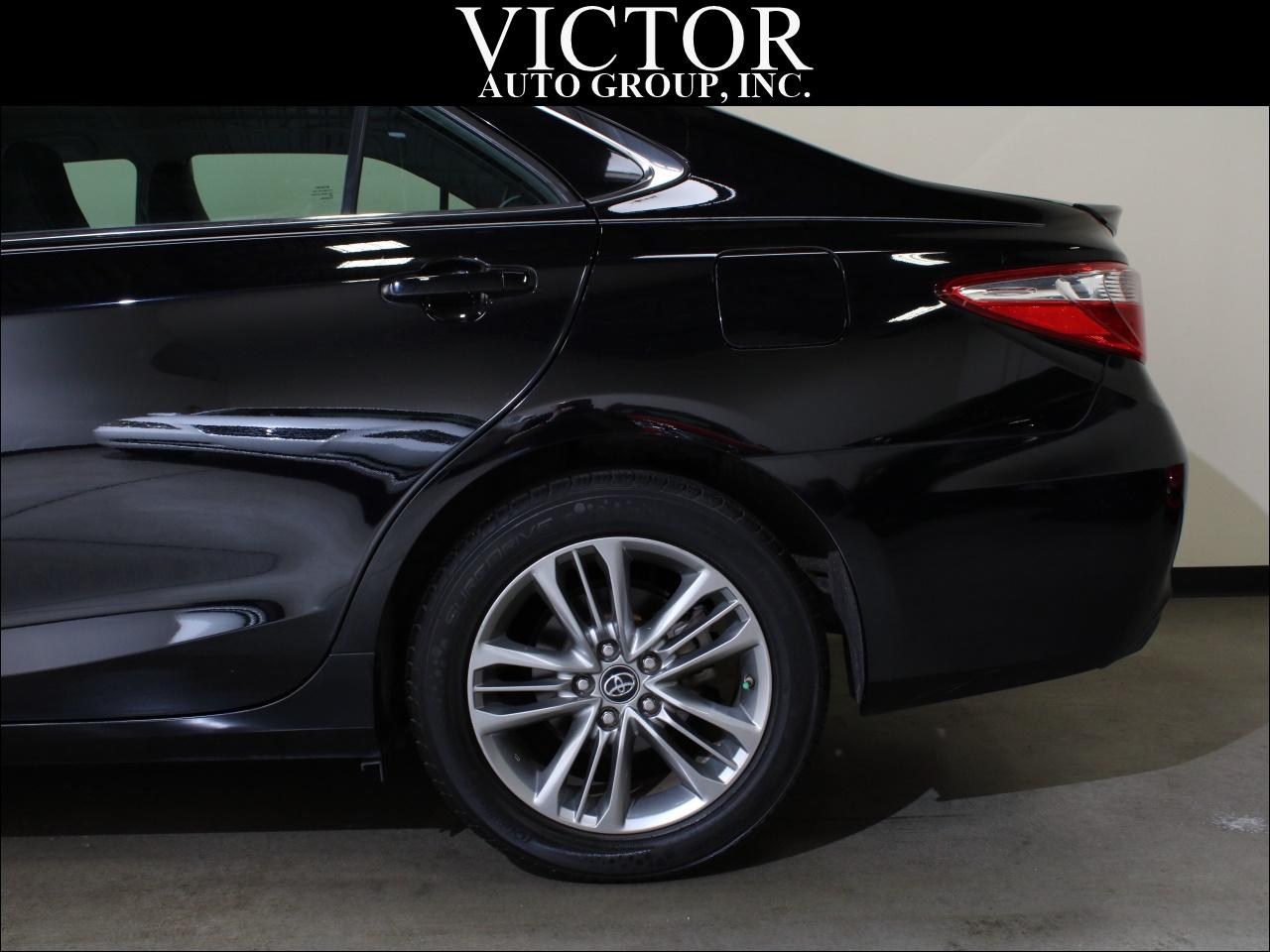 Toyota Camry SE 2017