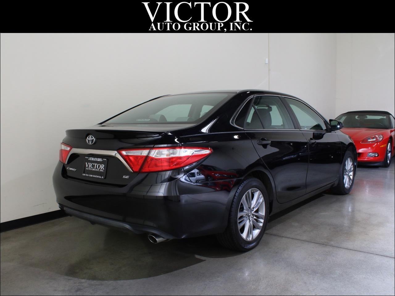Toyota Camry SE 2017