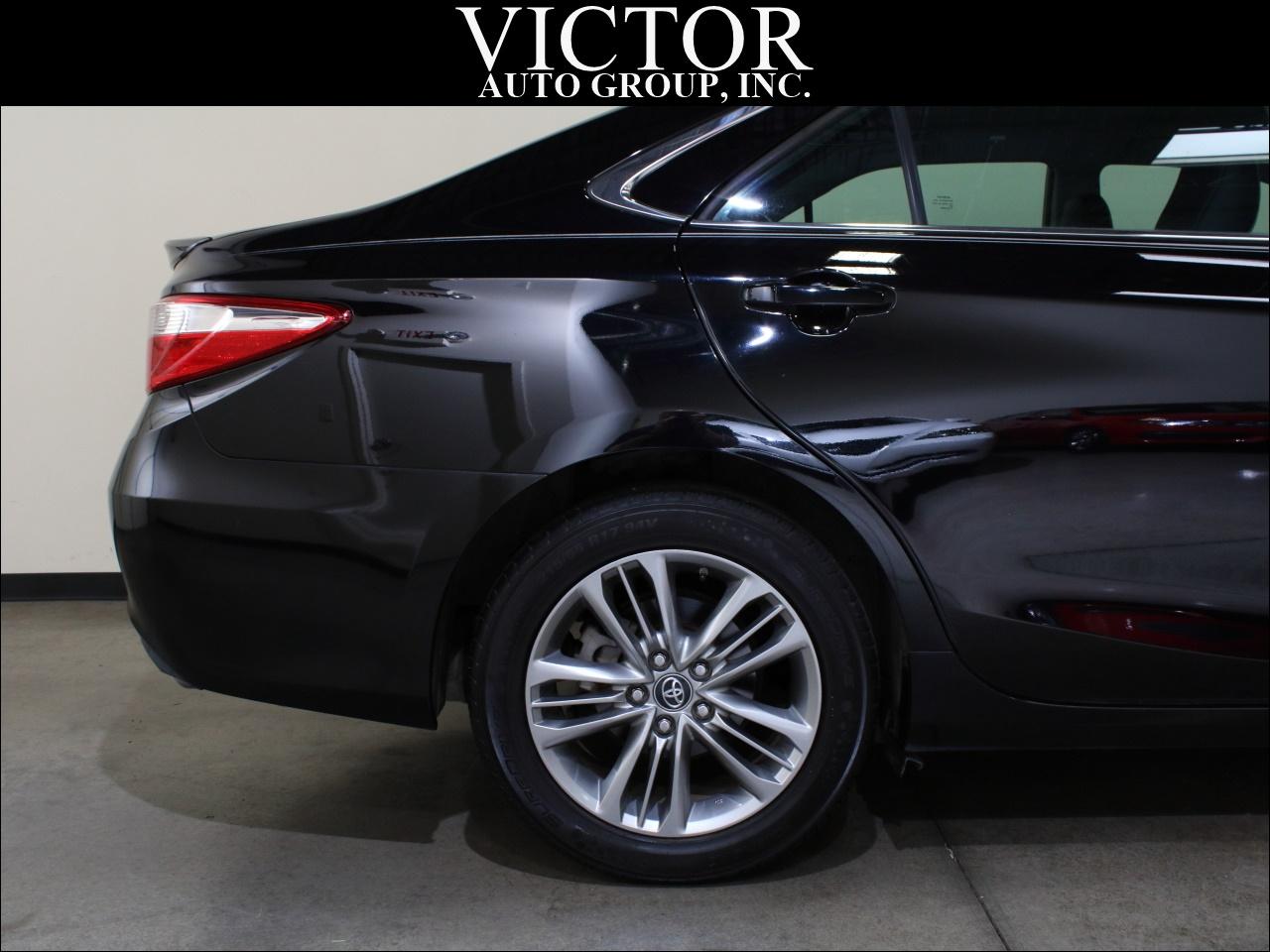 Toyota Camry SE 2017