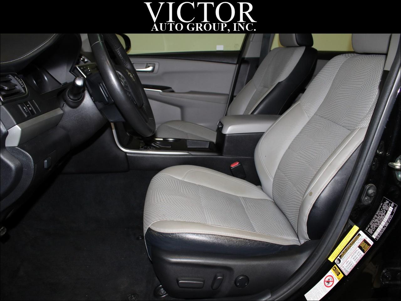 Toyota Camry SE 2017