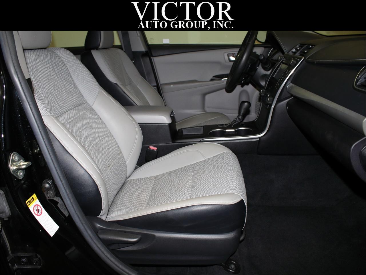 Toyota Camry SE 2017