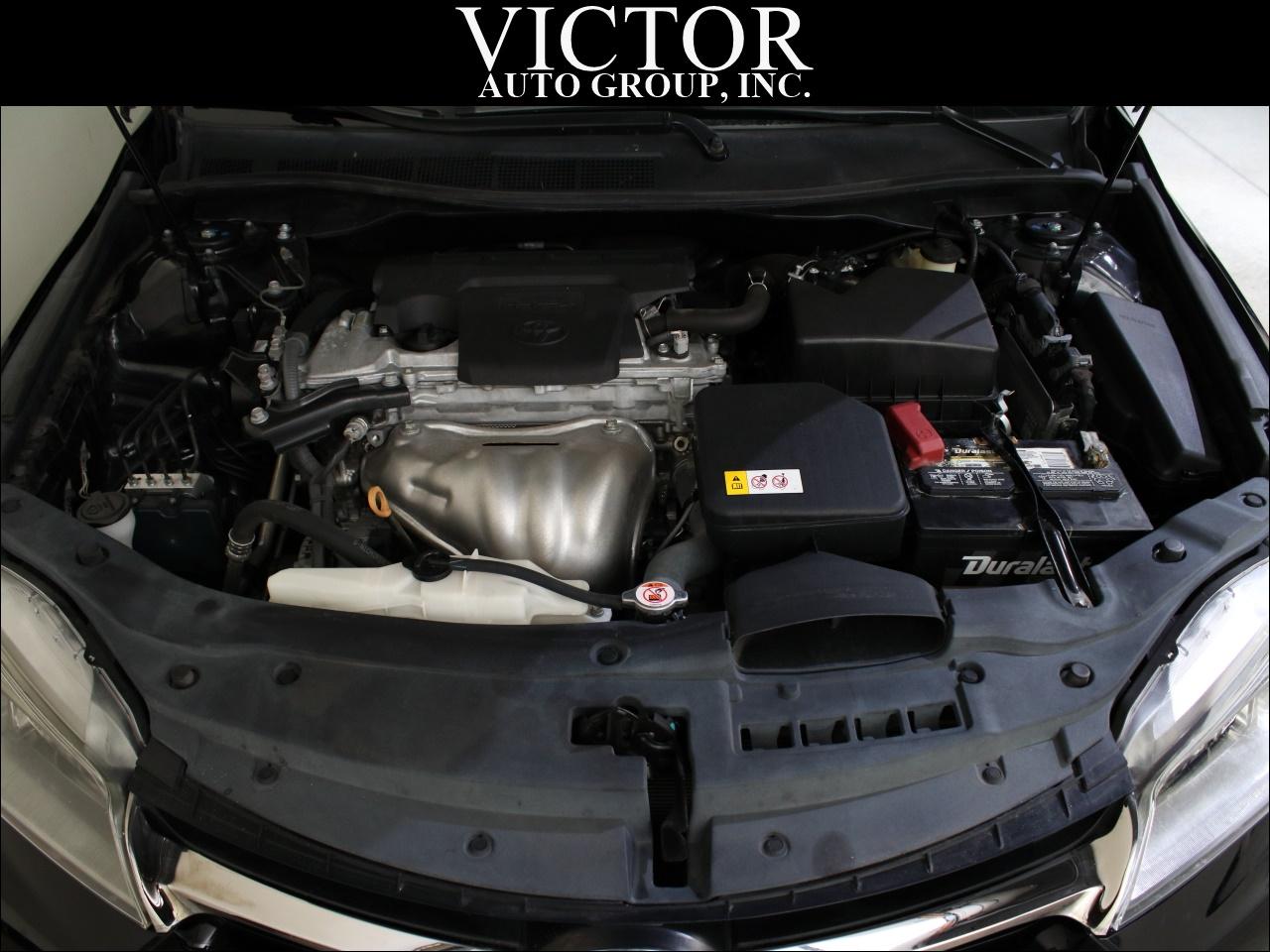 Toyota Camry SE 2017