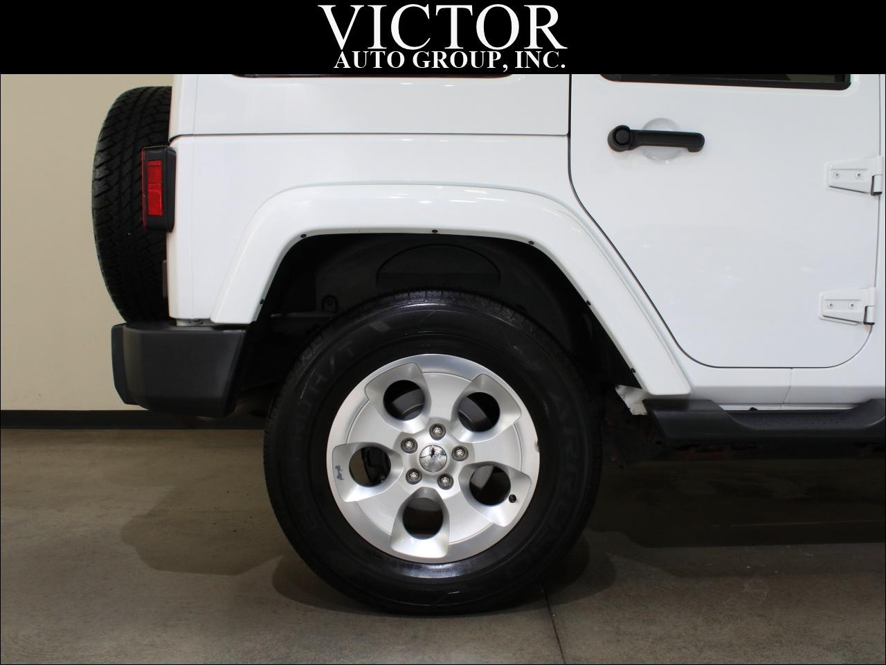 Jeep Wrangler Unlimited Sahara 4WD 2015