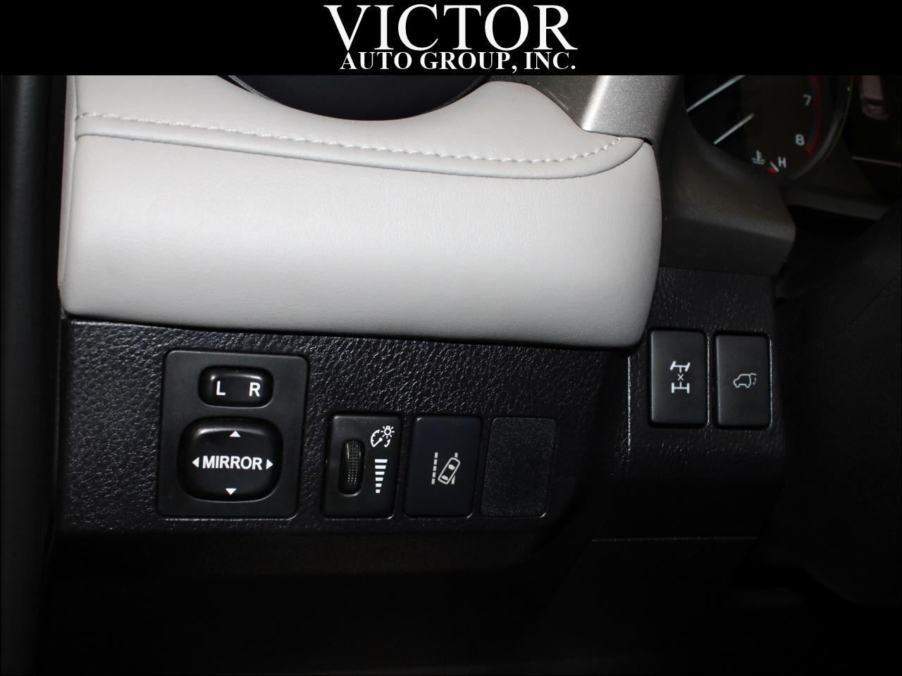 Toyota RAV4 Limited AWD 2017