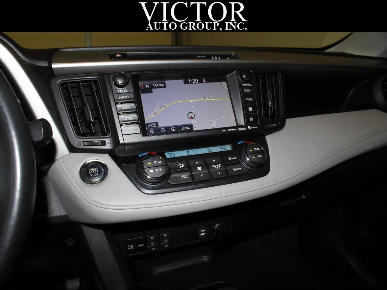 Toyota RAV4 Limited AWD 2017