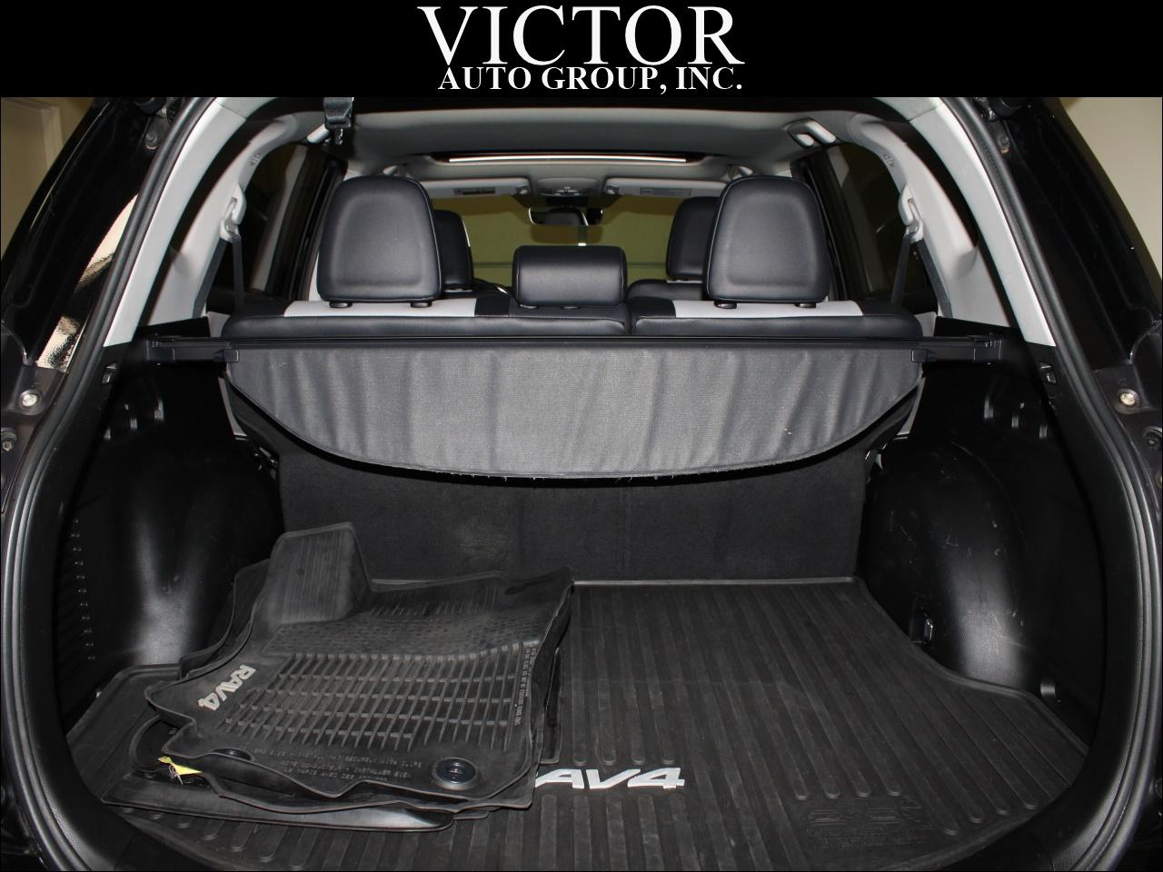 Toyota RAV4 Limited AWD 2017