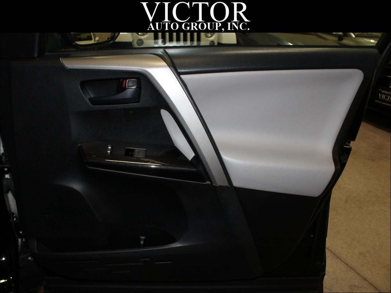 Toyota RAV4 Limited AWD 2017