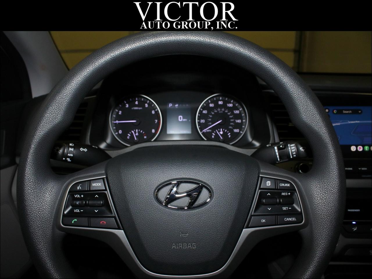 Hyundai Elantra SEL 2018
