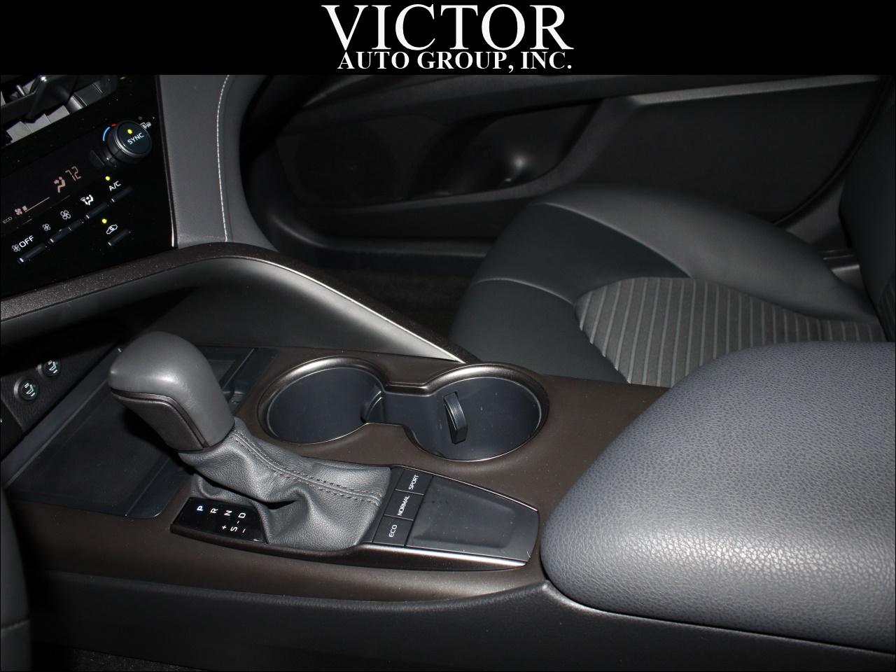 Toyota Camry SE Nightshade Edition 2022