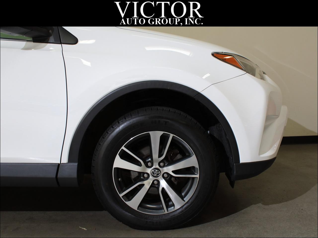 Toyota RAV4 XLE AWD 2018