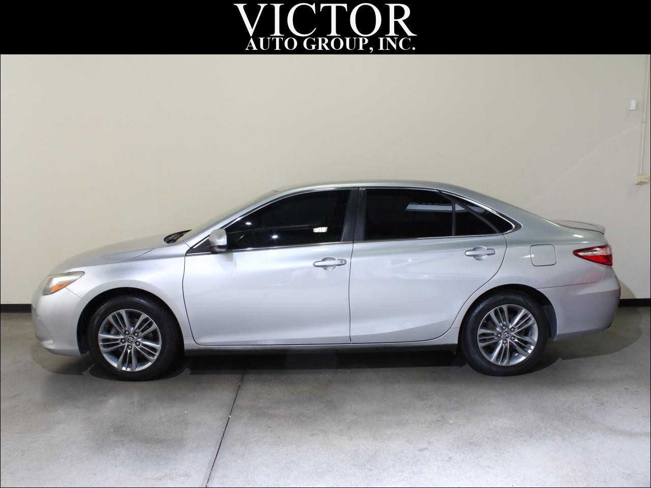 Toyota Camry SE 2017