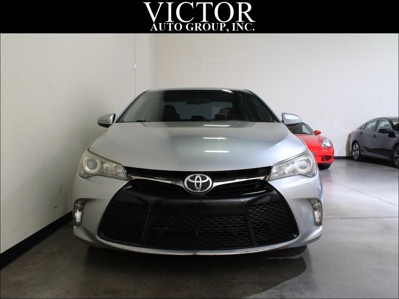 Toyota Camry SE 2017