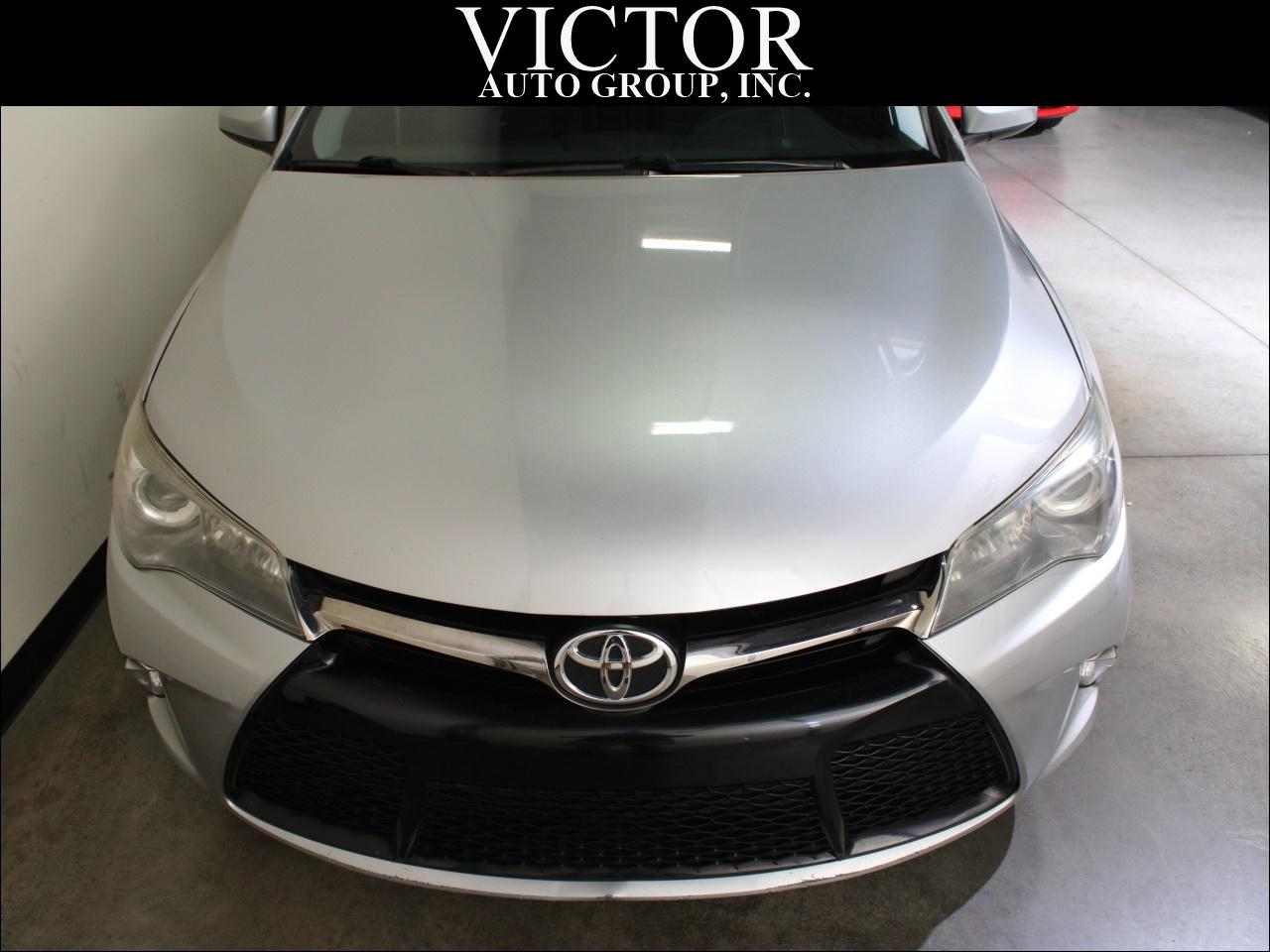 Toyota Camry SE 2017