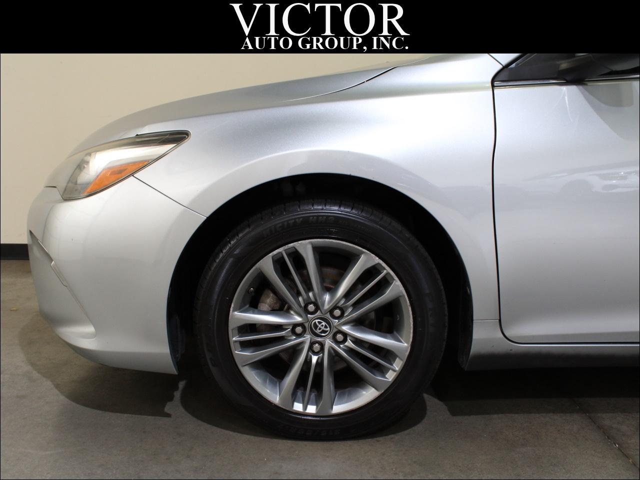 Toyota Camry SE 2017