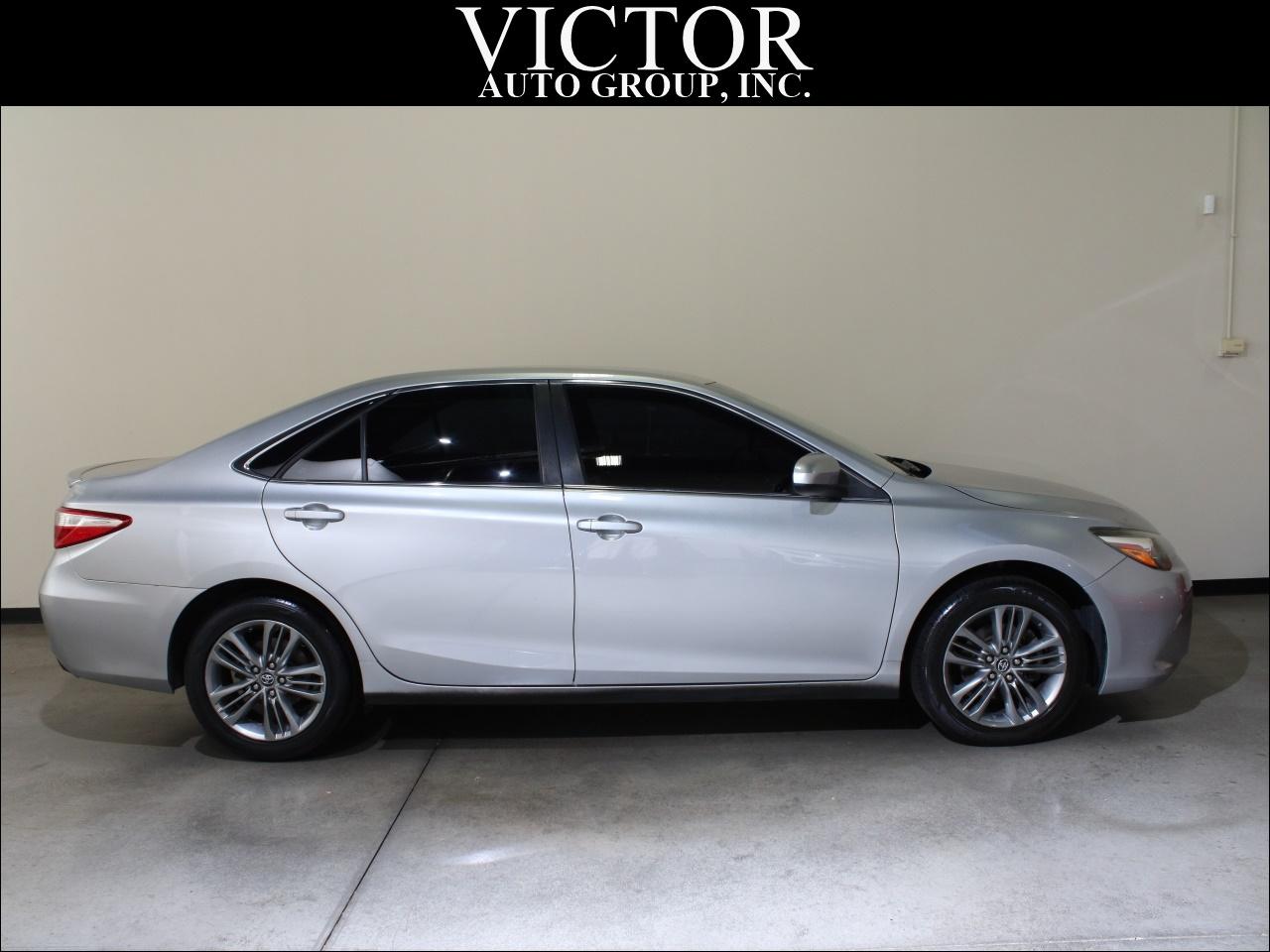 Toyota Camry SE 2017